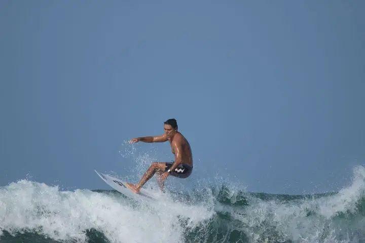 Half day Professional Surf Coaching
