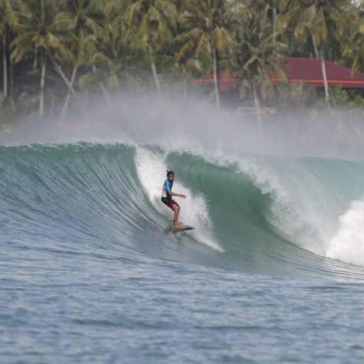 1 day private surf photo session